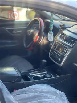 نيسان ألتيما